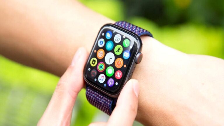 Apple Watch satışları düşüyor! Peki neden?