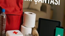 Deprem çantasında neler olmalı? (AFAD’a göre güncel liste)