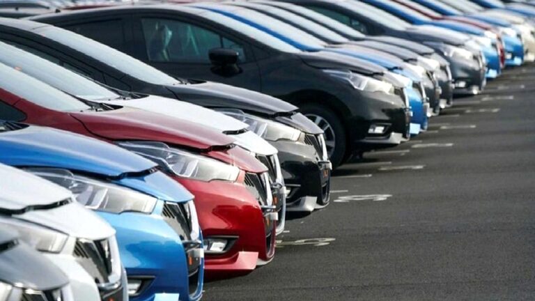 Otomobil alacaklar dikkat! İcralık araçlar yarı fiyatına satılıyor