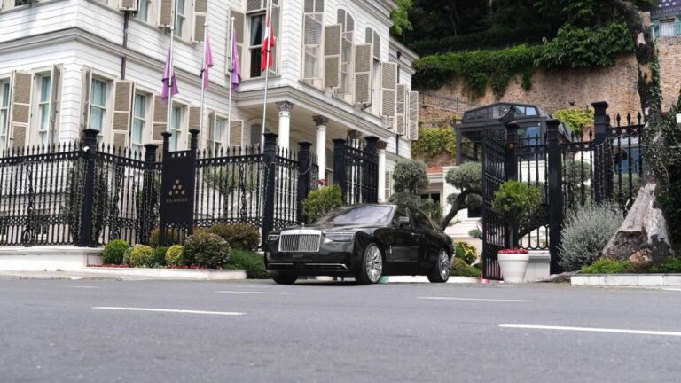 Rolls-Royce Ghost Series II, İstanbul’da tanıtıldı