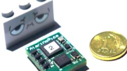 Koca bir Atari bilgisayarı, posta pulu büyüklüğünde devreye sığdırdılar