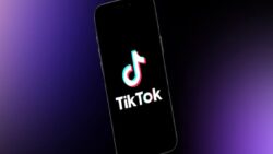 Trump TikTok yasağını üçüncü kez 75 gün daha erteliyor