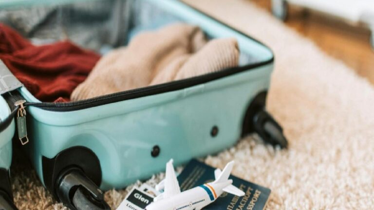 Hangi elektronik cihazlar uçakta bagaja verilemez?