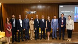 TÜSİAD, üretken yapay zekaya geçiş sürecini ele alan yeni raporunu tanıttı