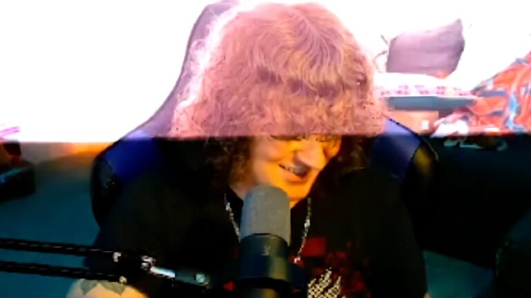 Twitch yayıncısını canlı yayında elektrik çarptı