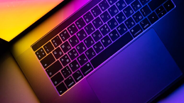 Apple, 600 dolara MacBook satmaya hazırlanıyor
