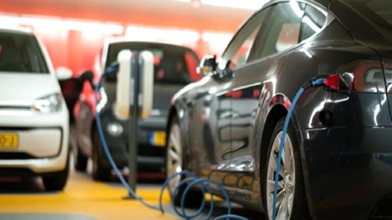 Elektrikli otomobil satışları azaldı