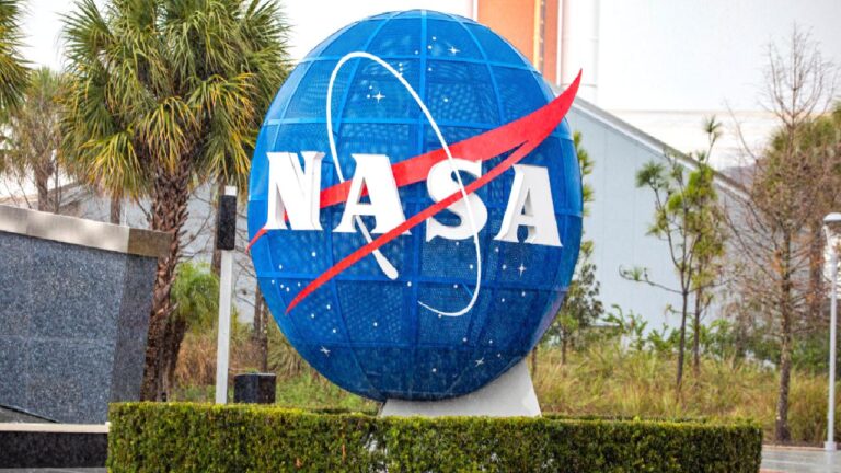 NASA’dan heyecanlandıran davet: Sizin de adınız Ay’a gidebilir