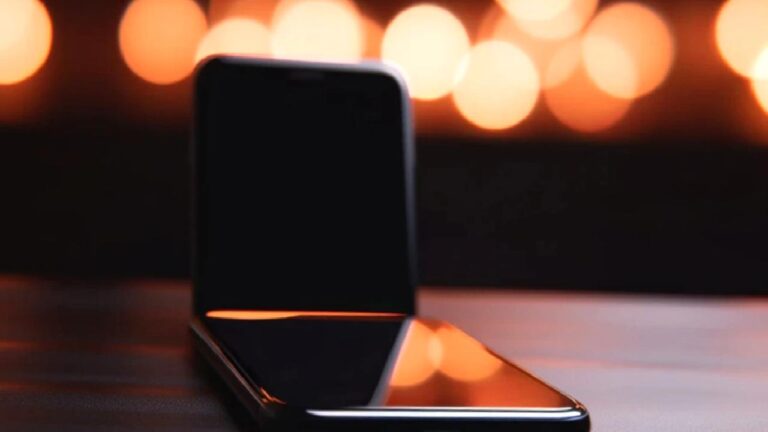 Katlanabilir iPhone’dan yeni ipuçları bu kez Samsung’dan geldi