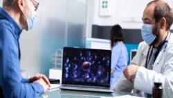 Sağlıkta radikal değişim: Yapay zeka, insan dokunuşunun yerini mi alıyor?