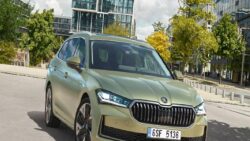 Skoda Superb rekor kırdı!