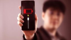 Telefonunuzun gizli enerji vampirleri: Pilinizi böyle “yiyorlar”