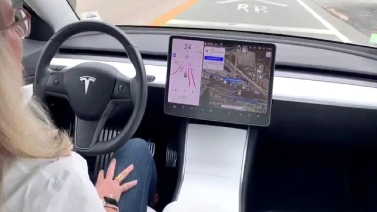 Tesla şehir içi otonom sürüş Avrupa ve Türkiye’ye geliyor