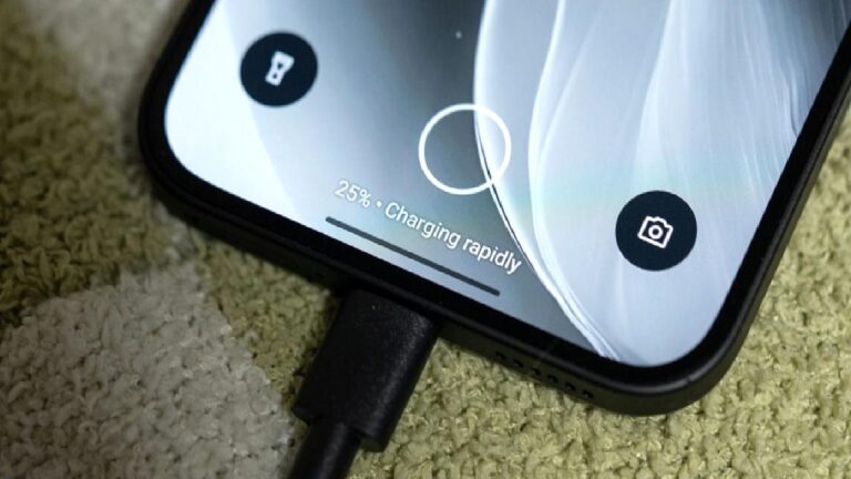Android batarya uyarısı Play Store’a geliyor