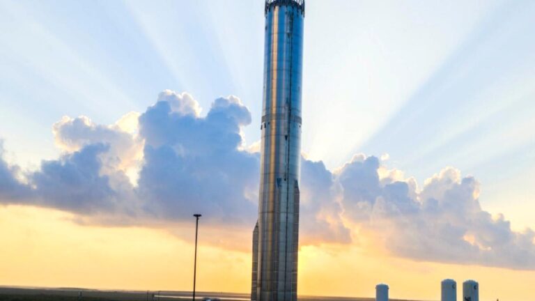 Booster 18 patladı: SpaceX’in yeni nesil Starship’i zorlu bir başlangıç yaptı