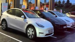 Google Haritalar için Tesla Supercharger özelliği!