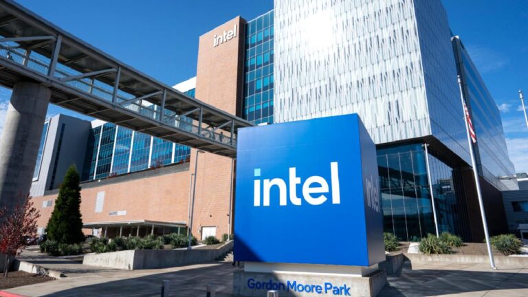 Sadece 6 ayda istifa etti, rotayı yapay zeka devine çevirdi