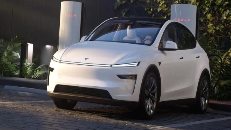 Tesla bu pazarda FSD V14 için ücretsiz deneme başlattı!