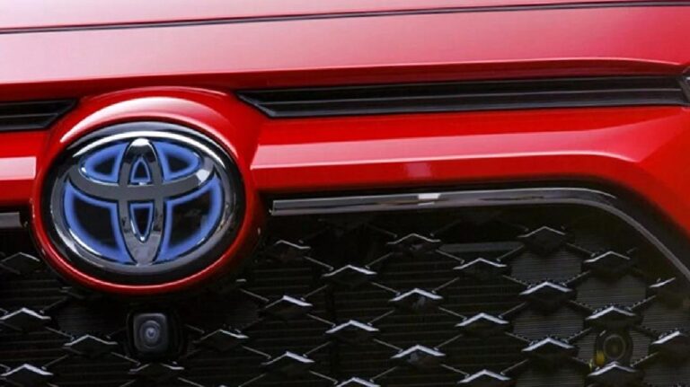 Toyota kritik bir karar aldı
