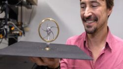 Uzayın soğuğuyla beslenen, ama Dünya’da çalışan motor yaptılar