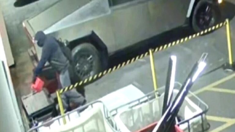 Bir Cybertruck yakmanın bedeli: O gecenin faturası ağır oldu