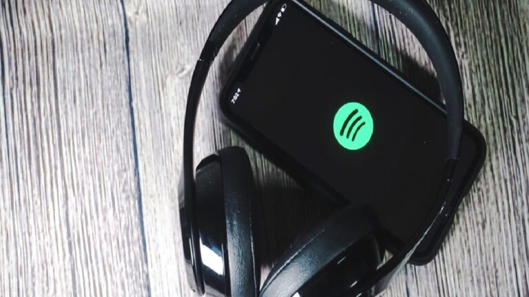 Keşfet listelerinde yapay zekâ şarkılar mı var? Spotify açıklama yaptı