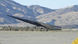 NASA’nın ultra sessiz süpersonik uçağı X-59 ilk kez havalandı