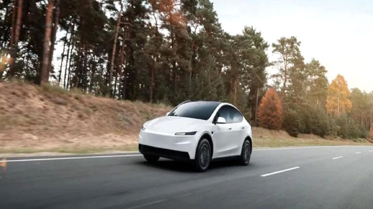 Tesla’dan bir yeni model daha: Krizden çıkış bileti Model Y AWD mi olacak?