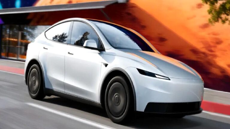Tesla’ya CarPlay Neden Gelmiyor? İşte iOS 26 Detayı