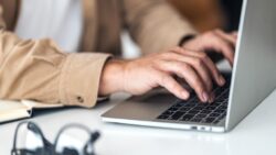 Windows 11 Not Defteri’ne bir sürpriz yetenek daha geliyor