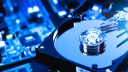 Mıknatıslar bilgisayarları gerçekten bozabilir mı?