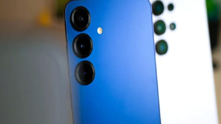 Samsung Telefonlarda Uydu Üzerinden Çalışacak Uygulamalar Ortaya Çıktı