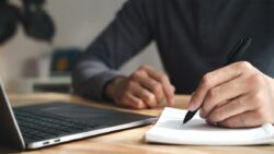 Solaklar neden daha başarılı? Bilim dünyası “kazanma hırsını” keşfetti