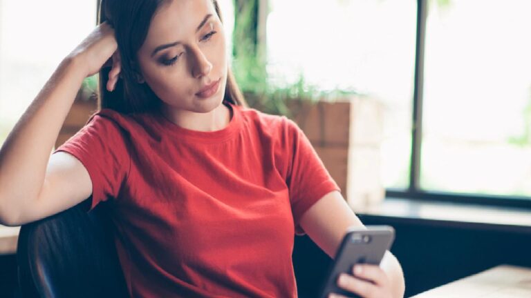 Telefonunuza gelen her bildirim, sizden 7 saniye çalıyor