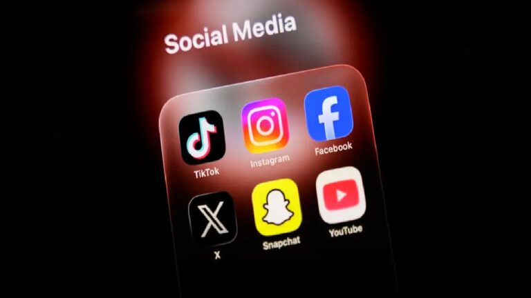 Instagram’daki HDR Hatası Fotoğrafları Siyah Beyaza Çevirdi