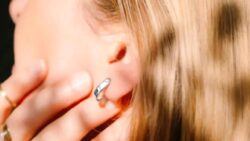 Sağlık Takibi Yapan Akıllı Küpe Lumia 2 Tanıtıldı