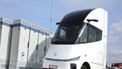 Tesla’ya Rakip Çinli Elektrikli Kamyon: 670 KM Menzil!