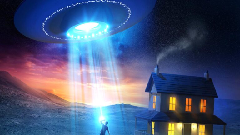 Trump, Beyaz Saray’ı “Naziler UFO’larla kaçtı” diyen geliştiriciye emanet etti