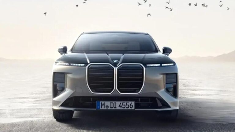 Yeni BMW 7 Serisi Görücüye Çıktı
