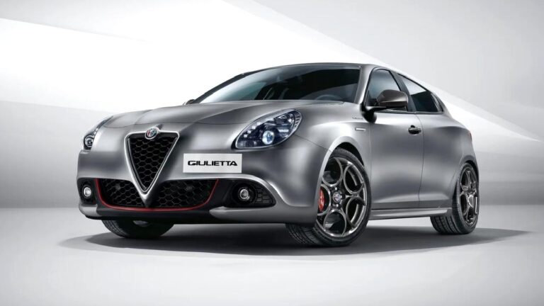 Alfa Romeo Giulietta Efsanesi Geri Dönüyor