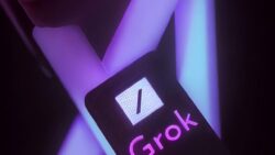 Grok Apple CarPlay’e Geliyor