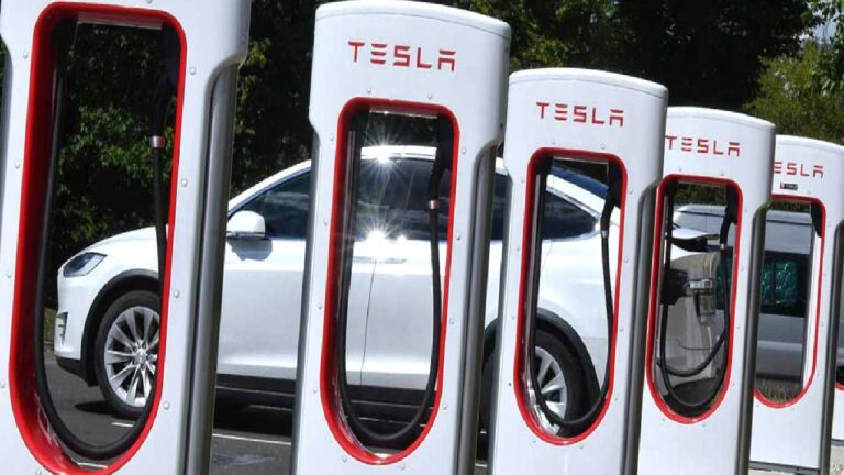 Tesla Türkiye Şarj Ağını Büyütüyor: Kırşehir Supercharger İstasyonu Açıldı