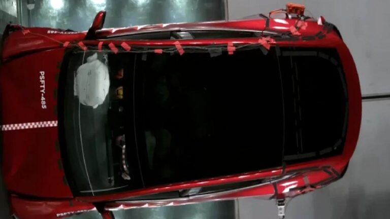 Tesla’dan Hayat Kurtaran Yazılım Güncellemesi