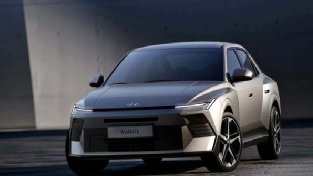 2027 Hyundai Elantra Tanıtıldı: Sedan Sevenler Hayran Kalacak