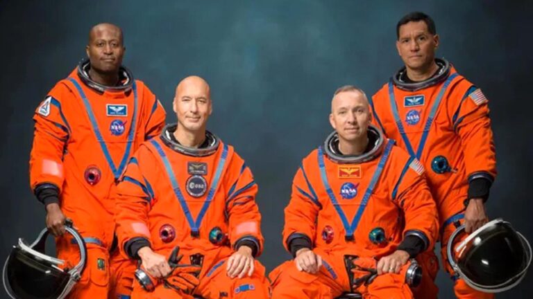 NASA’nın Artemis 3 ekibi tartışma yarattı: Neden kadın yok?