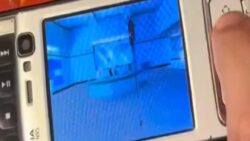 Nokia N95’te Half-Life Çalıştırdılar: 30 FPS