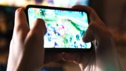 Oyun telefonu rehberi: Ne farkları var, kimler almalı?