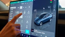 İşten çıkarılan Tesla yöneticisinden dehşet verici iddialar