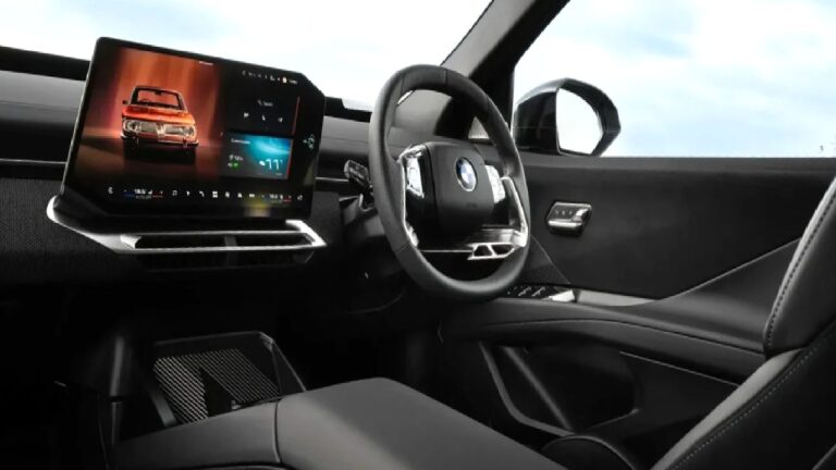BMW Neden Fiziksel Butonları Azaltıyor? CEO’dan Açıklama