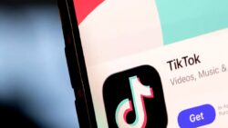 TikTok’ta Mesajlaşırken Para Gönderme Dönemi: Peer-to-Peer Ödeme Nedir?